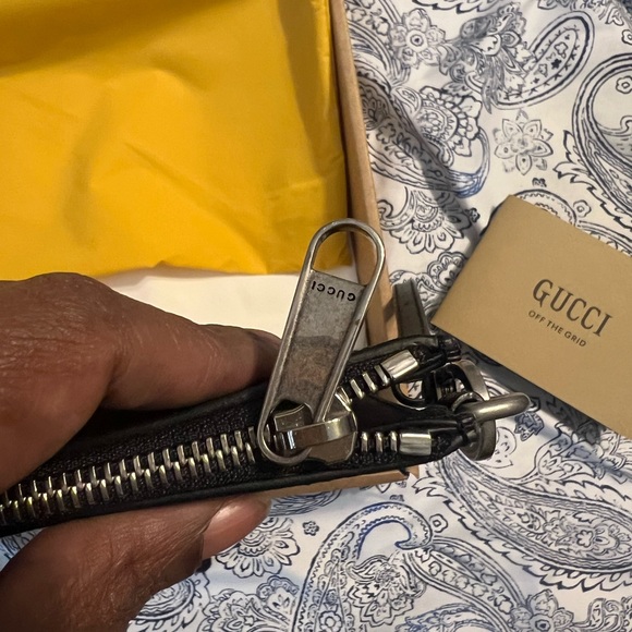 Gucci Off The Grid Clutch - Picture 8 of 10